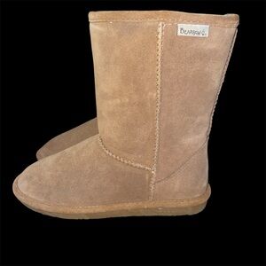 Bearpaw Emma Short Women's Winter Boots Size 9.5 Suede Sheepskin Wool